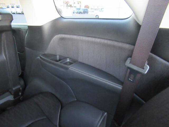 オデッセイ アブソルート ギャザズナビ Bカメラ 後席モニター 両側電動スライド(44枚目)