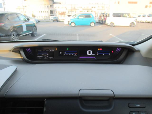 フリード G・ホンダセンシング ギャザズナビ Bカメラ 両側電動スライド LEDヘッドライト アルミ(17枚目)