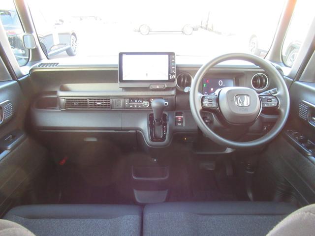 N-BOXカスタム ベースグレード 9インチHondaCONNECTナビ Bluetooth CD・DVD再生 フルセグTV バックカメラ 3カメラドラレコ 左側電動スライド シートヒーター 純正アルミホイール オートリトラミラー(3枚目)