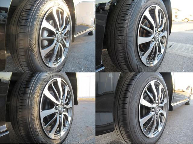 N-BOXカスタム ベースグレード 9インチHondaCONNECTナビ Bluetooth CD・DVD再生 フルセグTV バックカメラ 3カメラドラレコ 左側電動スライド シートヒーター 純正アルミホイール オートリトラミラー(14枚目)