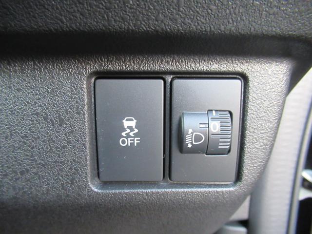 N-BOXカスタム ベースグレード 9インチHondaCONNECTナビ Bluetooth CD・DVD再生 フルセグTV バックカメラ 3カメラドラレコ 左側電動スライド シートヒーター 純正アルミホイール オートリトラミラー(23枚目)