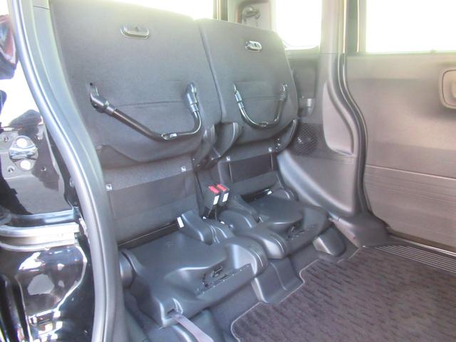 N-BOXカスタム ベースグレード 9インチHondaCONNECTナビ Bluetooth CD・DVD再生 フルセグTV バックカメラ 3カメラドラレコ 左側電動スライド シートヒーター 純正アルミホイール オートリトラミラー(39枚目)