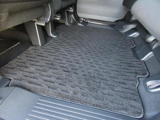 N-BOXカスタム ベースグレード 9インチHondaCONNECTナビ Bluetooth CD・DVD再生 フルセグTV バックカメラ 3カメラドラレコ 左側電動スライド シートヒーター 純正アルミホイール オートリトラミラー(48枚目)