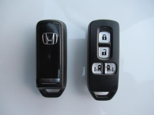 N-BOXカスタム G・ターボLパッケージ ギャザズナビ Bカメラ 前後ドラレコ 両側電動スライド HID アルミ(25枚目)