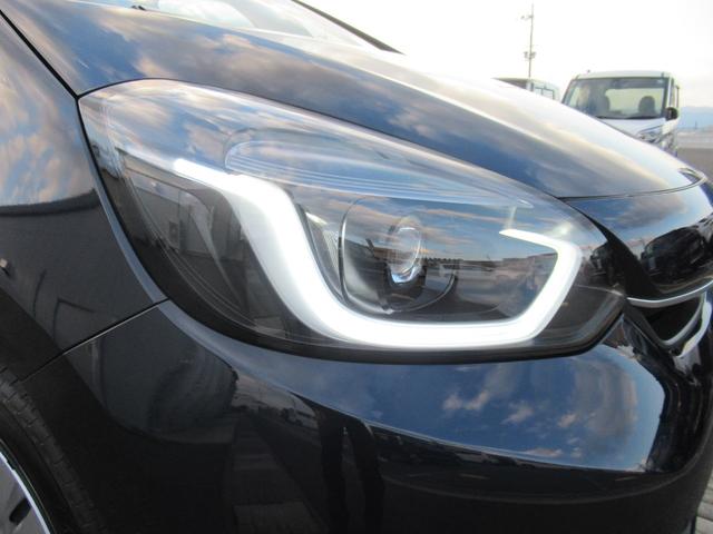 フィット ホーム 9インチプレミアムインターナビHondaCONNECT対応 Bカメラ LEDヘッドライト 弊社デモカー(10枚目)