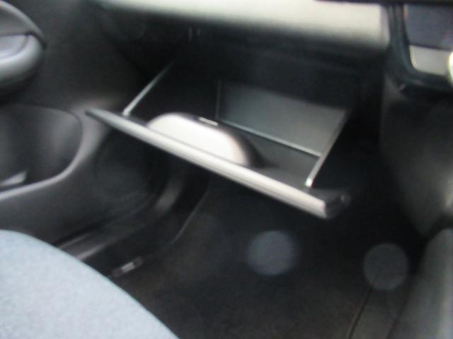 フィット ホーム 9インチプレミアムインターナビHondaCONNECT対応 Bカメラ LEDヘッドライト 弊社デモカー(25枚目)