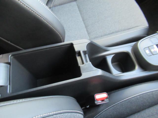 フィット ホーム 9インチプレミアムインターナビHondaCONNECT対応 Bカメラ LEDヘッドライト 弊社デモカー(26枚目)