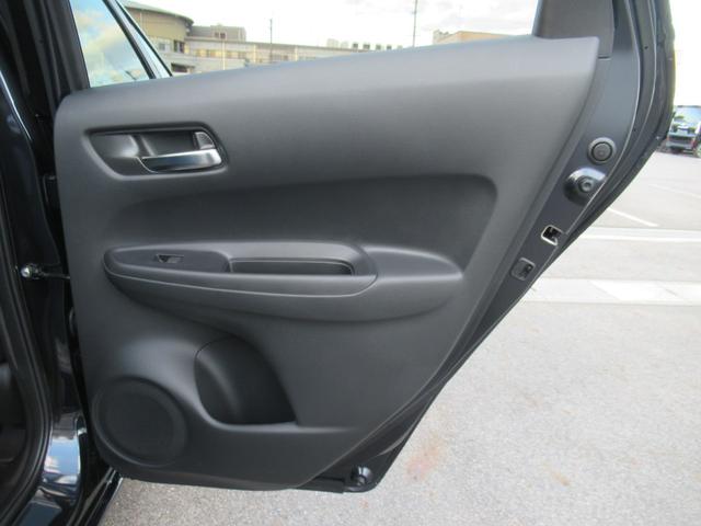 フィット ホーム 9インチプレミアムインターナビHondaCONNECT対応 Bカメラ LEDヘッドライト 弊社デモカー(33枚目)