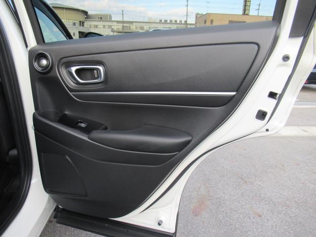 ヴェゼル e:HEVZ HondaCONNECTディスプレー マルチビューカメラ 電動リアゲート シートヒーター ワイヤレス充電器(33枚目)