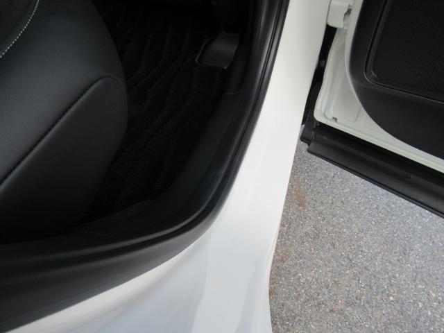 ヴェゼル e:HEVZ HondaCONNECTディスプレー マルチビューカメラ 電動リアゲート シートヒーター ワイヤレス充電器(34枚目)