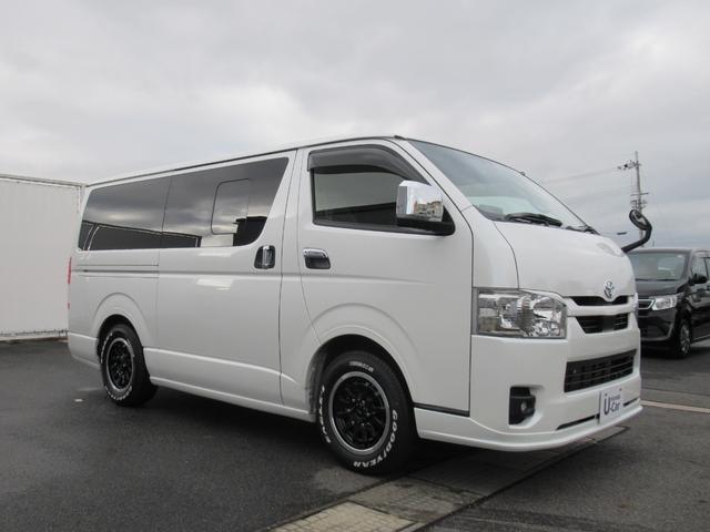 ハイエースバン スーパーＧＬダークプライムＩＩ　アルパインナビ　Ｂｌｕｅｔｏｏｔｈ　ＣＤ・ＤＶＤ再生　フルセグＴＶ　バックカメラ　前後ドラレコ　社外アルミホイール　純正アルミホイール付きスタッドレスタイヤ　ベッドキット　ＡＣ１００Ｖ電源付き（9枚目）