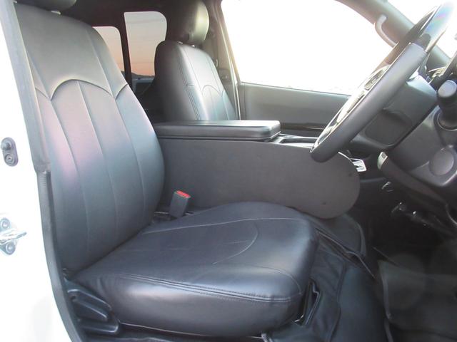 ハイエースバン スーパーＧＬダークプライムＩＩ　アルパインナビ　Ｂｌｕｅｔｏｏｔｈ　ＣＤ・ＤＶＤ再生　フルセグＴＶ　バックカメラ　前後ドラレコ　社外アルミホイール　純正アルミホイール付きスタッドレスタイヤ　ベッドキット　ＡＣ１００Ｖ電源付き（32枚目）