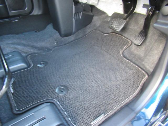 タント カスタムＲＳ　純正９インチナビ　パノラマモニター　ドラレコ　両側電動スライド　シートヒーター　ＬＥＤヘッドライト　アルミ（32枚目）