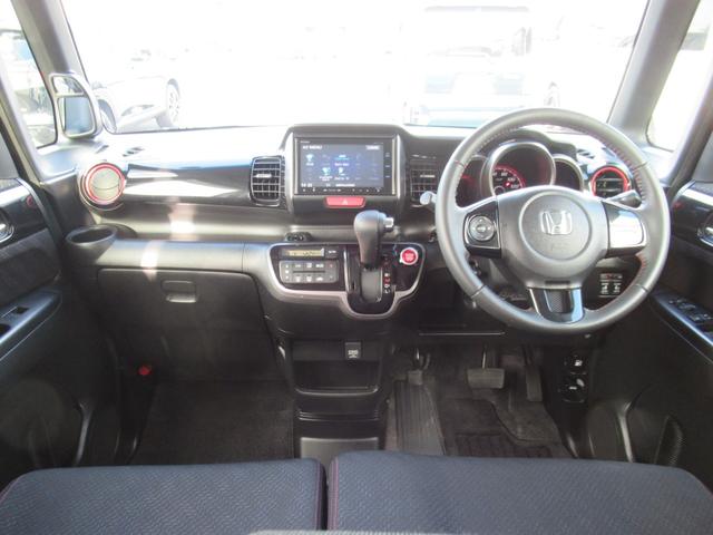 Ｎ－ＢＯＸカスタム ２トーンカラースタイルＧＳＳパッケージ　ギャザズナビ　Ｂカメラ　ドラレコ　後席モニター　両側電動スライド　ＣＴＢＡ　ＨＩＤ　アルミ（4枚目）