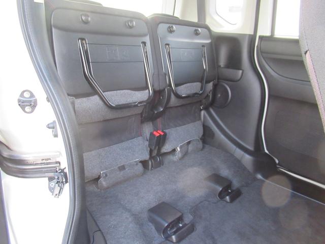 Ｎ－ＢＯＸカスタム ２トーンカラースタイルＧＳＳパッケージ　ギャザズナビ　Ｂカメラ　ドラレコ　後席モニター　両側電動スライド　ＣＴＢＡ　ＨＩＤ　アルミ（40枚目）