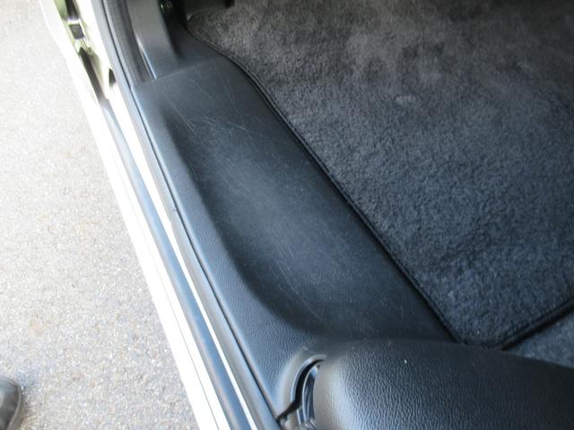 Ｎ－ＢＯＸカスタム ２トーンカラースタイルＧＳＳパッケージ　ギャザズナビ　Ｂカメラ　ドラレコ　後席モニター　両側電動スライド　ＣＴＢＡ　ＨＩＤ　アルミ（48枚目）