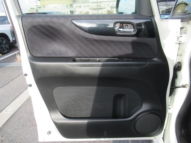 Ｎ－ＢＯＸカスタム ２トーンカラースタイルＧＳＳパッケージ　ギャザズナビ　Ｂカメラ　ドラレコ　後席モニター　両側電動スライド　ＣＴＢＡ　ＨＩＤ　アルミ（51枚目）