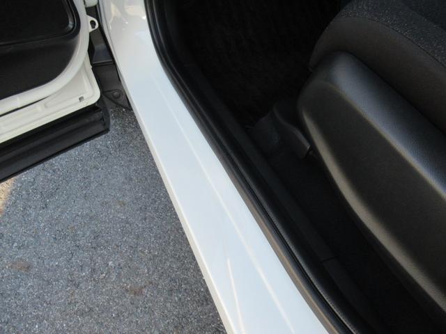 ヴェゼル ｅ：ＨＥＶＸ　ギャザズナビ　Ｂカメラ　前後ドラレコ　ＬＥＤヘッドライト　アルミ（50枚目）