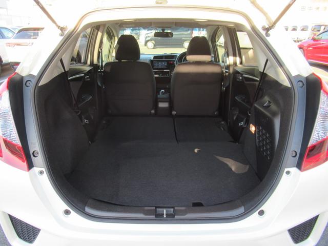 フィットハイブリッド Fパッケージ ギャザズナビ Bカメラ LEDヘッドライト 4WD(38枚目)