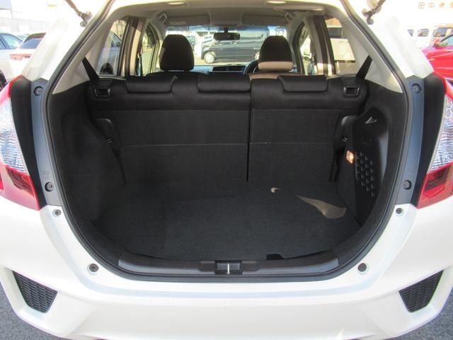 フィットハイブリッド Fパッケージ ギャザズナビ Bカメラ LEDヘッドライト 4WD(40枚目)