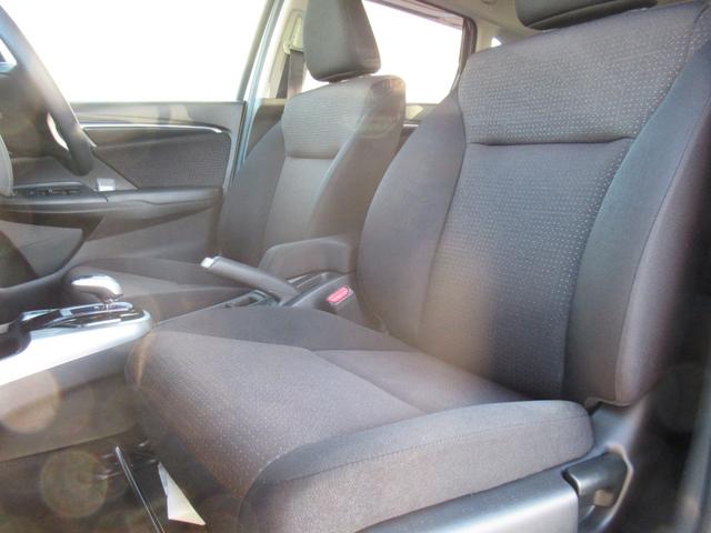 フィットハイブリッド Fパッケージ ギャザズナビ Bカメラ LEDヘッドライト 4WD(49枚目)