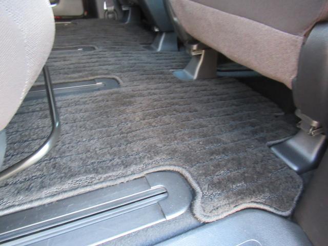 フリード G・ホンダセンシング ギャザズナビ Bluetooth CD・DVD再生 フルセグTV バックカメラ 前後ドラレコ 両側電動スライド シートヒーター LEDヘッドライト 純正ホイール ロールサンシェード(37枚目)