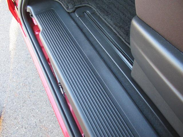 フリード G・ホンダセンシング ギャザズナビ Bluetooth CD・DVD再生 フルセグTV バックカメラ 前後ドラレコ 両側電動スライド シートヒーター LEDヘッドライト 純正ホイール ロールサンシェード(48枚目)