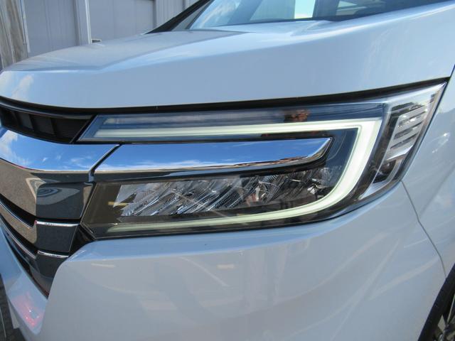 ステップワゴンスパーダ スパーダホンダセンシング ギャザズ9インチナビ バックカメラ 両側電動スライド わくわくゲート 8人乗り LEDヘッドライト 純正アルミホイール Bluetooth CD・DVD再生 オートリトラミラー シートバックテーブル(12枚目)