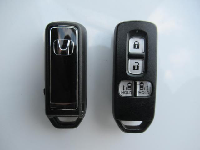 N-BOXカスタム EX ギャザズナビ Bカメラ 両側電動スライド シートヒーター(24枚目)