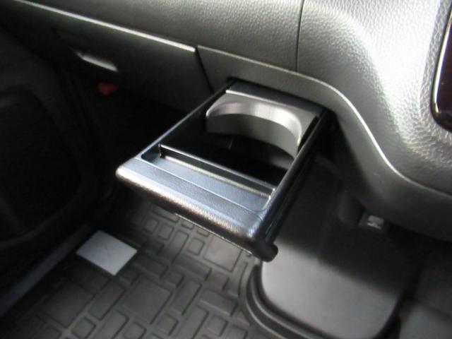 N-BOXカスタム EX ギャザズナビ Bカメラ 両側電動スライド シートヒーター(29枚目)