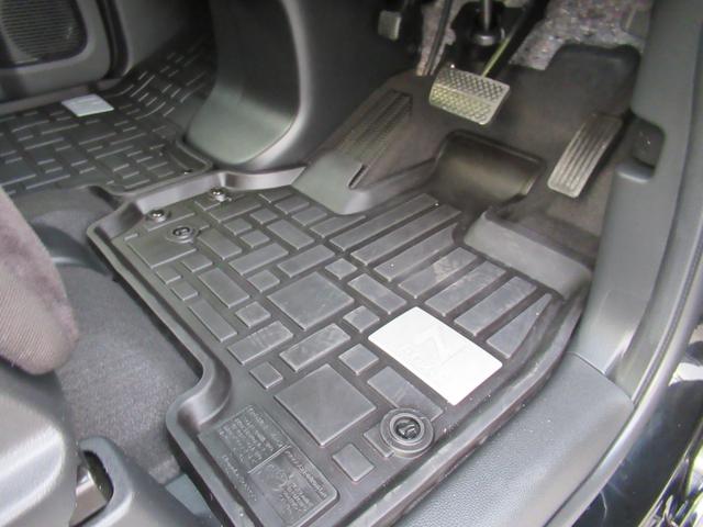 N-BOXカスタム EX ギャザズナビ Bカメラ 両側電動スライド シートヒーター(35枚目)