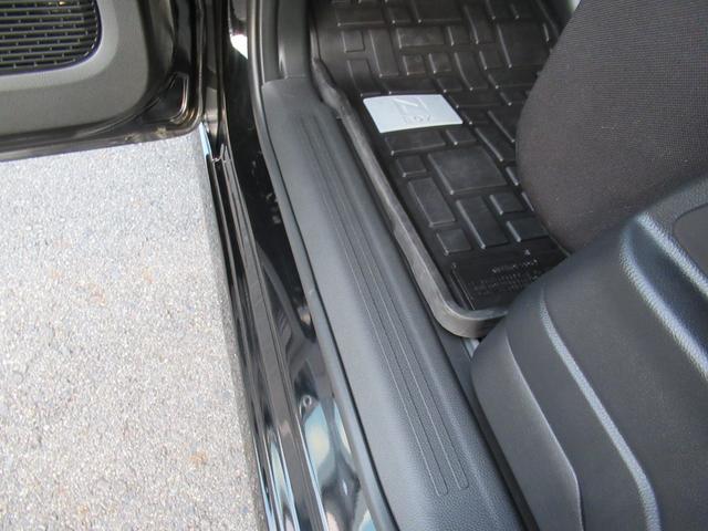 N-BOXカスタム EX ギャザズナビ Bカメラ 両側電動スライド シートヒーター(54枚目)