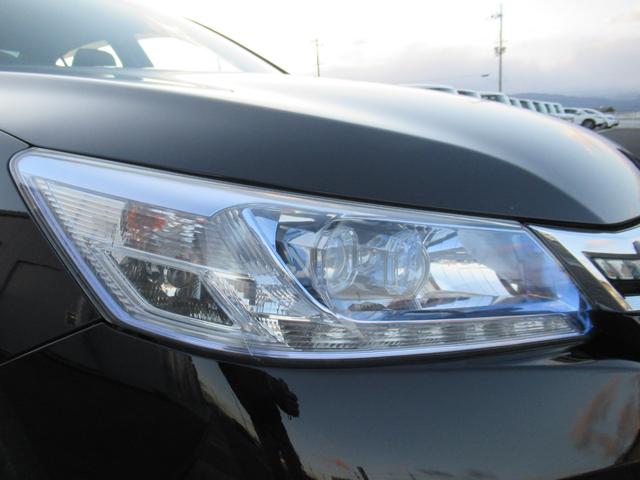 アコードハイブリッド EX 純正HDDナビ Bカメラ 本革シート シートヒーター(10枚目)