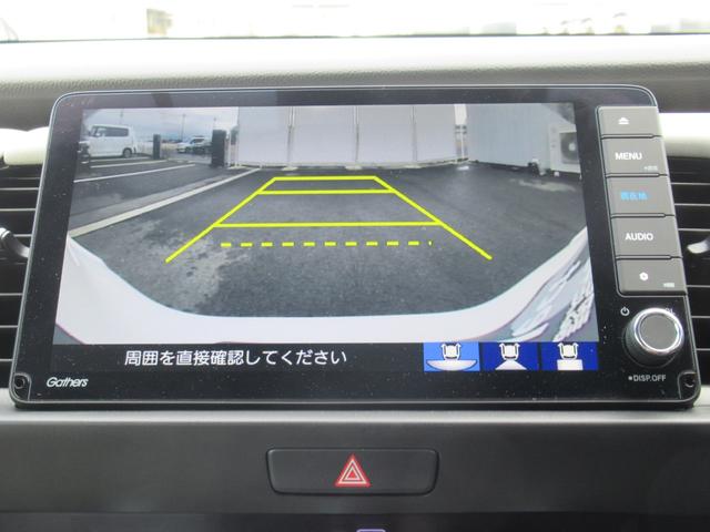 フィット ホーム　ギャザズナビ　Ｂｌｕｅｔｏｏｔｈ　ＣＤ・ＤＶＤ再生　フルセグＴＶ　バックカメラ　前後ドラレコ　ＬＥＤヘッドライト　アルミ　２トーンカラー　純正アルミホイール　禁煙車　スマートキー（2枚目）