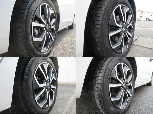 フィット ホーム　ギャザズナビ　Ｂｌｕｅｔｏｏｔｈ　ＣＤ・ＤＶＤ再生　フルセグＴＶ　バックカメラ　前後ドラレコ　ＬＥＤヘッドライト　アルミ　２トーンカラー　純正アルミホイール　禁煙車　スマートキー（14枚目）