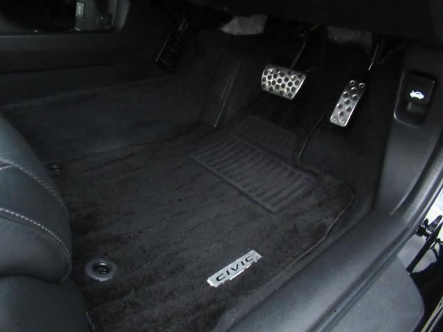 シビック ハッチバック　カロッツェリアナビ　Ｂカメラ　ドラレコ　本革電動シート　シートヒーター（31枚目）