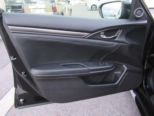 シビック ハッチバック　カロッツェリアナビ　Ｂカメラ　ドラレコ　本革電動シート　シートヒーター（47枚目）