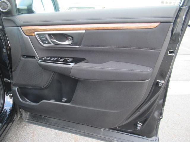 ＣＲ－Ｖハイブリッド ＥＸ　ギャザズナビ　Ｂカメラ　シートヒーター（28枚目）