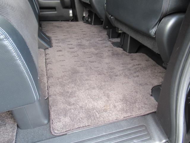 �y�����z��ȑ����@�����ȃL�Y�≘��͂���܂����A�J�[�y�b�g�̔j����Ȃ��W���I�ȏ�Ԃł��B