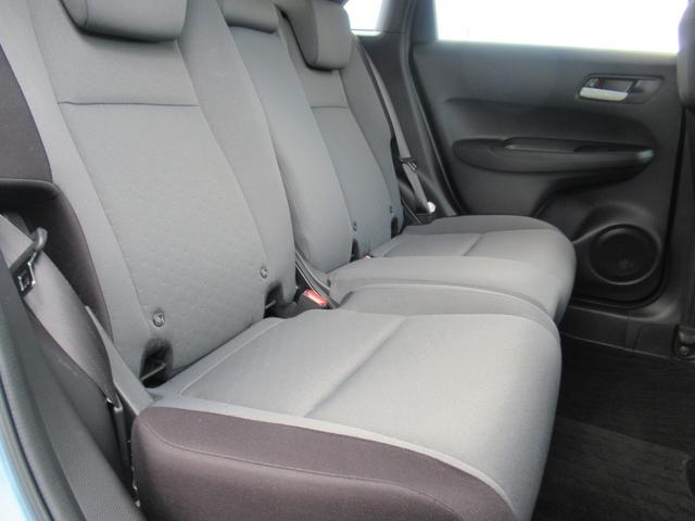 フィット ベーシック　ギャザズ８インチナビ　Ｂカメラ　前後ドラレコ（39枚目）