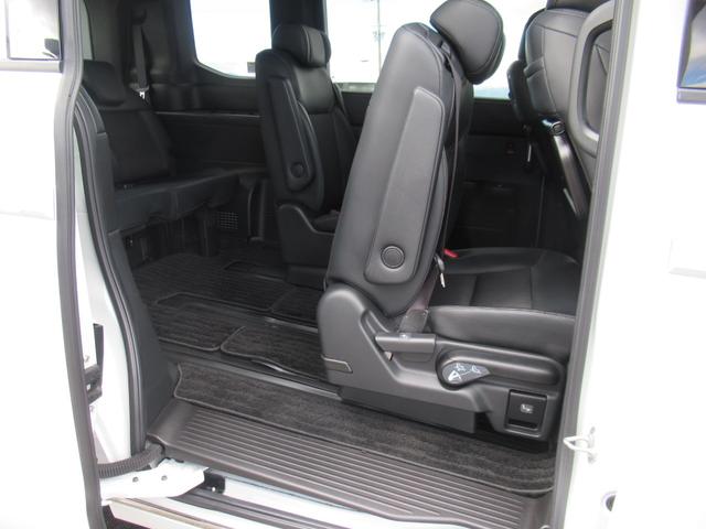 ステップワゴン ｅ：ＨＥＶスパーダ　１１．４インチＨｏｎｄａＣＯＮＮＥＣＴナビ　Ｂカメラ　両側電動スライド　電動リアゲート　シートヒーター（41枚目）