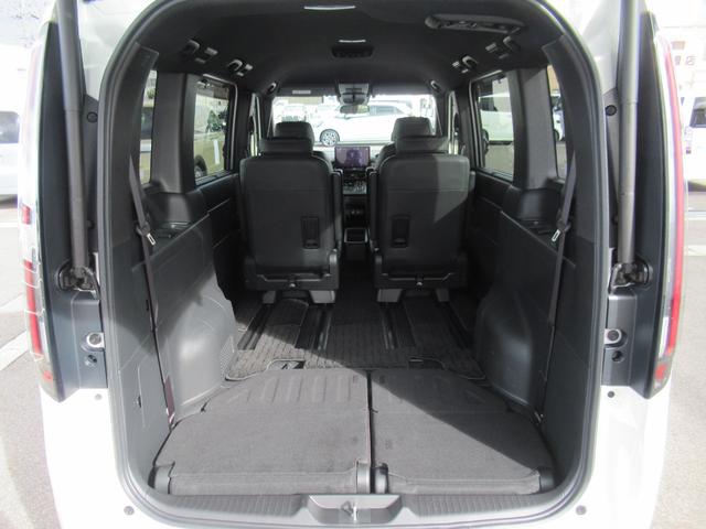 ステップワゴン ｅ：ＨＥＶスパーダ　１１．４インチＨｏｎｄａＣＯＮＮＥＣＴナビ　Ｂカメラ　両側電動スライド　電動リアゲート　シートヒーター（43枚目）