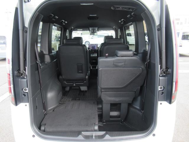 ステップワゴン ｅ：ＨＥＶスパーダ　１１．４インチＨｏｎｄａＣＯＮＮＥＣＴナビ　Ｂカメラ　両側電動スライド　電動リアゲート　シートヒーター（45枚目）