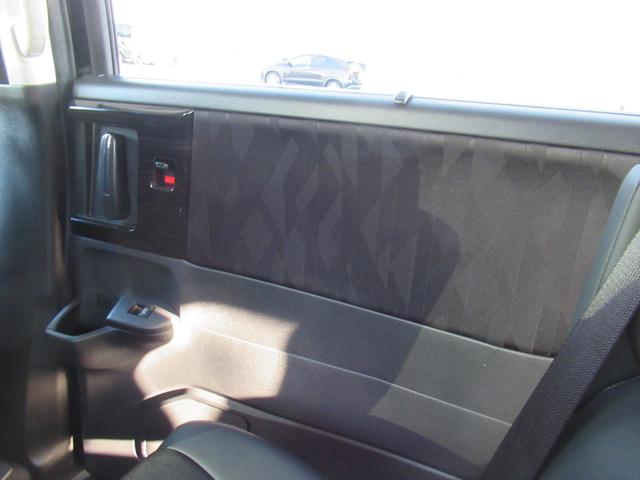 �y�����z�����̃p�l���ɖڗ������L�Y�≘��͂Ȃ��ǍD�ł��B