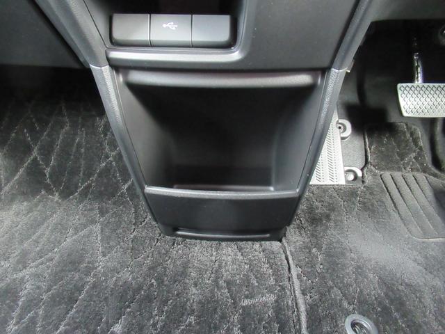 ステップワゴンスパーダ スパーダハイブリッドＧ・ＥＸホンダセンシング　ギャザズ９インチナビ　Ｂカメラ　ドラレコ　両側電動スライド　シートヒーター　わくわくゲート（33枚目）