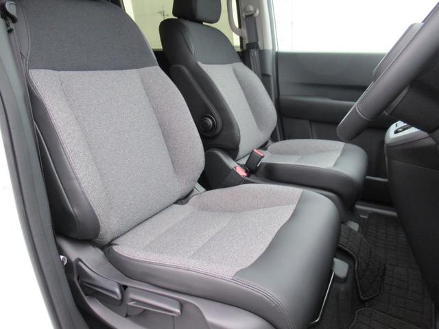 フリード ｅ：ＨＥＶエアーＥＸ　９インチＨｏｎｄａＣＯＮＮＥＣＴナビ　Ｂカメラ　両側電動スライド　シートヒーター　リアクーラー　アルミ（35枚目）