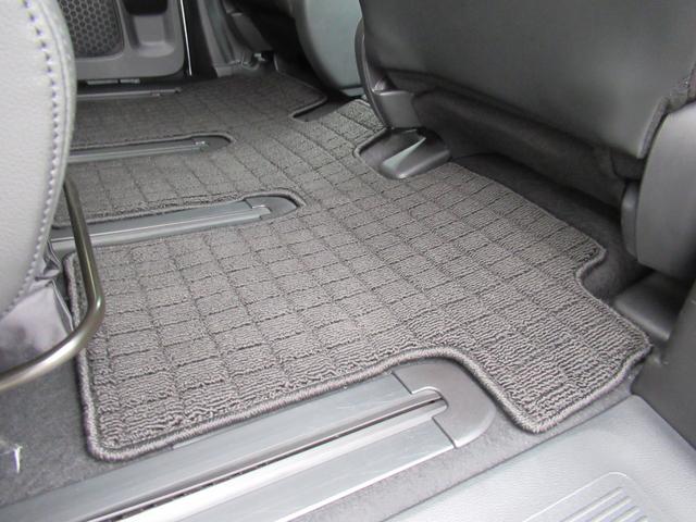 フリード ｅ：ＨＥＶエアーＥＸ　９インチＨｏｎｄａＣＯＮＮＥＣＴナビ　Ｂカメラ　両側電動スライド　シートヒーター　リアクーラー　アルミ（38枚目）