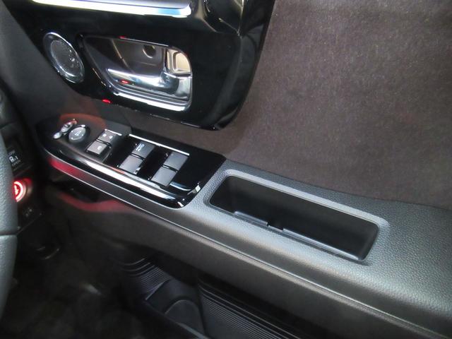 N-BOXカスタム Lターボ スタンダードインターナビ Bカメラ 両側電動スライド シートヒーター(32枚目)