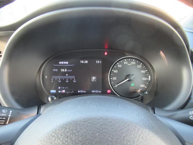 キックス オーテック　純正ナビ　アラウンドビューモニター　ＬＥＤヘッドライト　アルミ（17枚目）