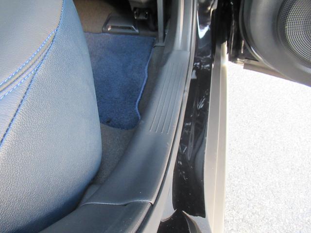 キックス オーテック　純正ナビ　アラウンドビューモニター　ＬＥＤヘッドライト　アルミ（35枚目）